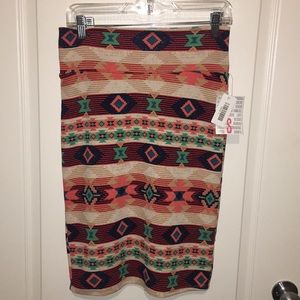 🦄🦄🦄LuLaRoe Cassie!!! 😲😯😲🖤🦄